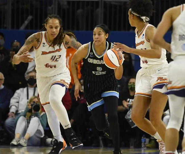 Los Angeles Sparks at Chicago Sky 5/6/22 - WNBA Picks & Predictions