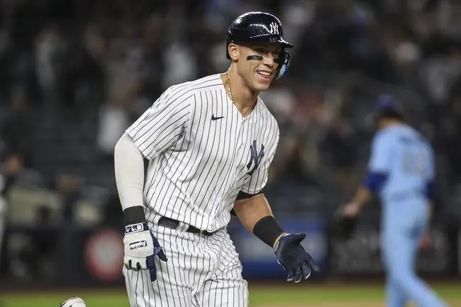 Chicago White Sox at New York Yankees 5/20/22 - MLB Picks & Predictions