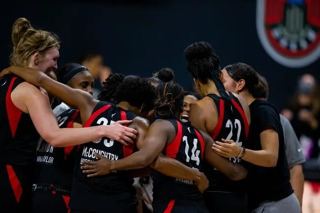 Connecticut Sun at Las Vegas Aces 5/31/22 - WNBA Picks & Predictions