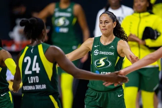 Minnesota Lynx at New York Liberty 6/7/22 - WNBA Picks & Predictions
