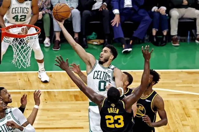 Golden State Warriors at Boston Celtics 6/10/22 - NBA Picks & Predictions