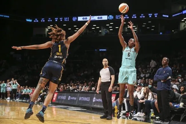 New York Liberty at Indiana Fever 6/10/22 - WNBA Picks & Predictions