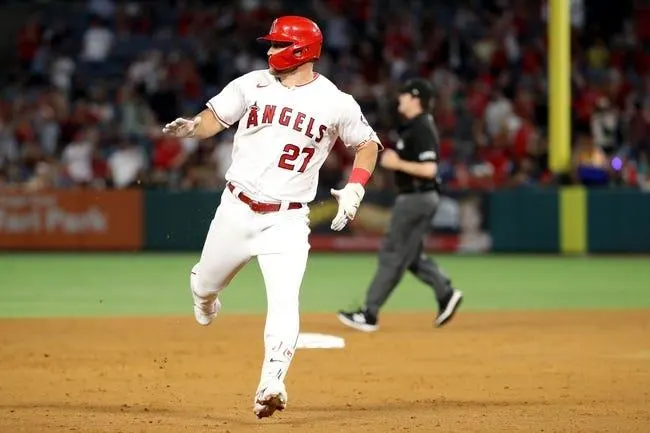 Seattle Mariners at Los Angeles Angels of Anaheim 6/26/22 - MLB Picks & Predictions