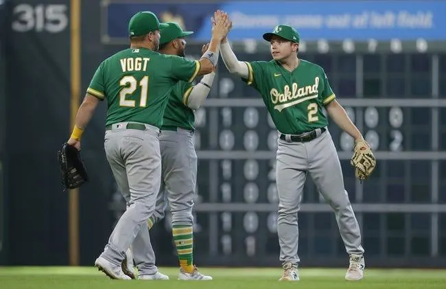 Houston Astros at Oakland Athletics 7/26/22 - MLB Picks & Predictions