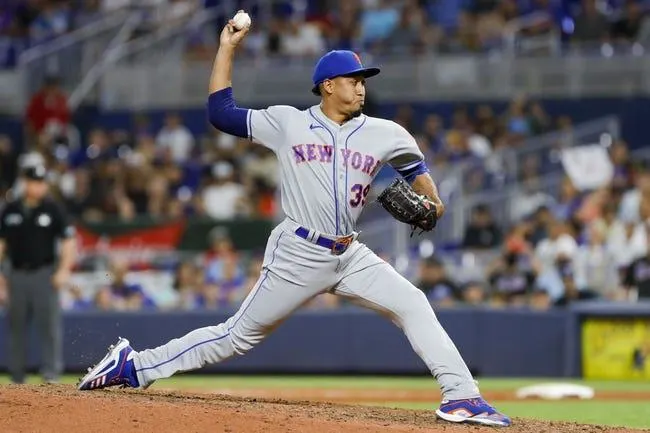 New York Mets at Miami Marlins 7/31/22 - MLB Picks & Predictions