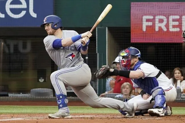 Toronto Blue Jays at Texas Rangers 9/11/22 - MLB Picks & Predictions