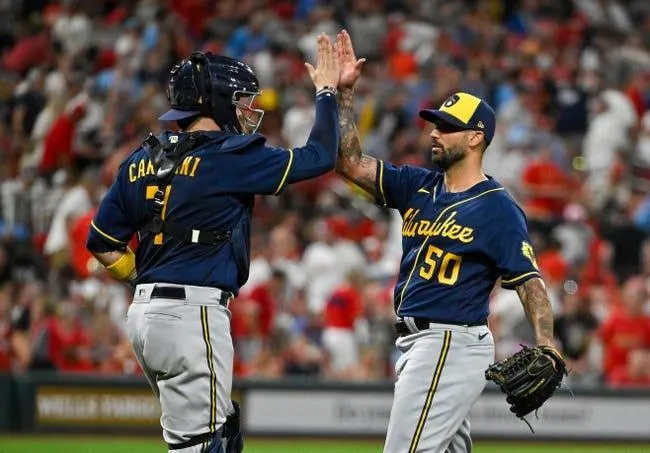 Milwaukee Brewers  at St. Louis Cardinals 9/13/22 - MLB Picks & Predictions