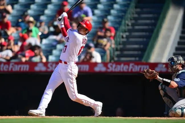 Seattle Mariners at Los Angeles Angels 9/16/22 - MLB Picks & Predictions