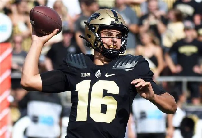 Florida Atlantic at Purdue 9/24/22 - College Football Picks & Predictions