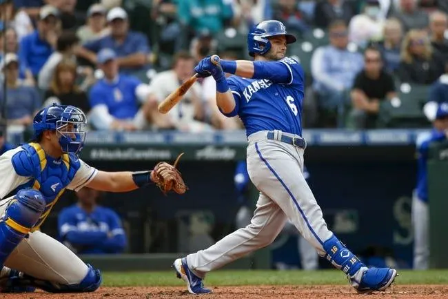 Seattle Mariners at Kansas City Royals 9/24/22 - MLB Picks & Predictions