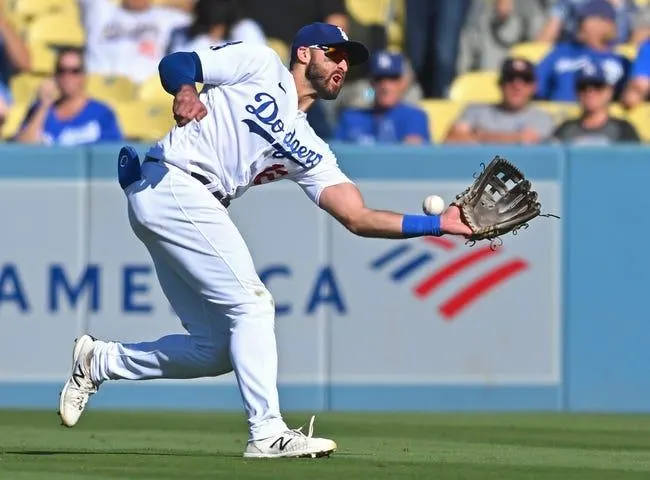 Colorado Rockies at Los Angeles Dodgers 10/3/22 - MLB Picks & Predictions