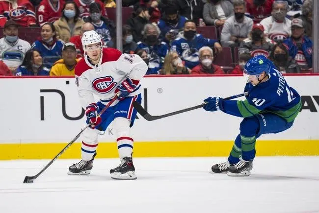 Vancouver Canucks at Montreal Canadiens 11/9/22 - NHL Picks & Predictions