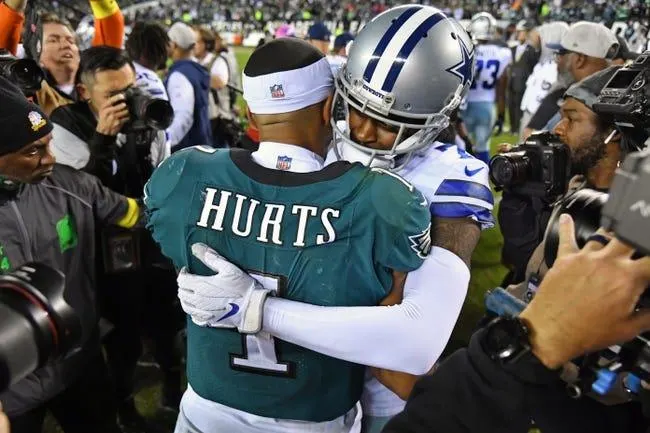 Philadelphia Eagles at Dallas Cowboys 12/24/22 - NFL Picks & Predictions