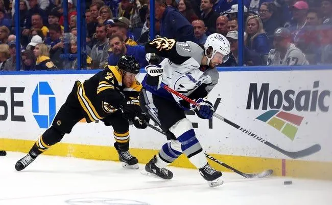 Tampa Bay Lightning at Boston Bruins 3/25/23 - NHL Picks & Predictions