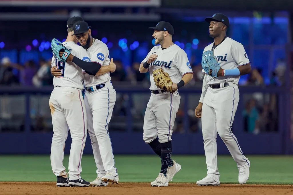 Kansas City Royals at Miami Marlins 6/5/23 - MLB Picks & Predictions