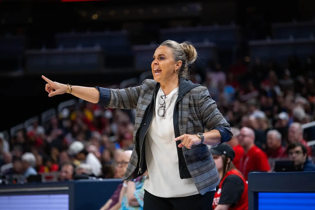 Phoenix Mercury at Indiana Fever 6/11/23 - WNBA Picks & Predictions