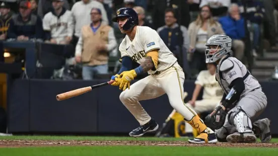 New York Yankees at Milwaukee Brewers 04/28/24 - MLB Picks & Predictions