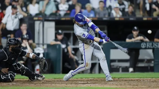 Kansas City Royals at Chicago White Sox 07/31/24 - MLB Picks & Predictions