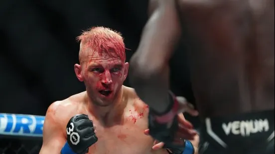 Mateusz Gamrot at Dan Hooker 08/17/24 - MMA Picks & Predictions
