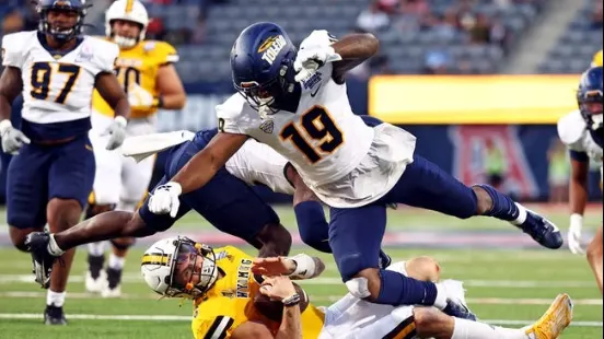 Massachusetts at Toledo 09/07/24 - College Football Picks & Predictions