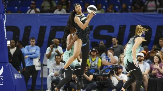 Dallas Wings at Chicago Sky 09/08/24 - WNBA Picks & Predictions
