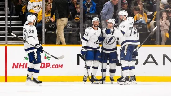 Toronto Maple Leafs at Tampa Bay Lightning 11/30/24 - NHL Picks & Predictions