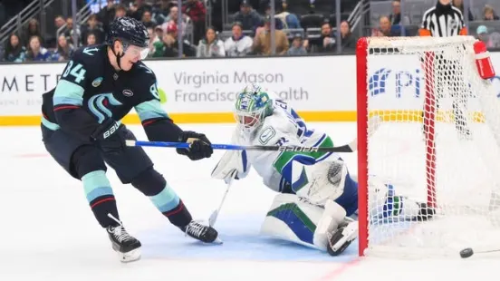 Edmonton Oilers at Seattle Kraken 01/04/25 - NHL Picks & Predictions