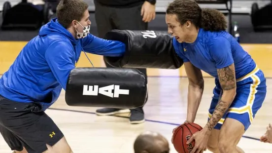 Michigan at UCLA 01/07/25 - NCAAB Picks & Predictions