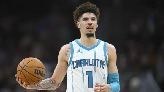 Phoenix Suns at Charlotte Hornets 01/07/25 - NBA Picks & Predictions