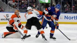New York Islanders at Philadelphia Flyers 01/30/25 - NHL Picks & Predictions