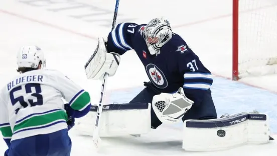 Winnipeg Jets at Los Angeles Kings 04/01/25 - NHL Picks & Predictions
