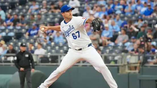 Chicago White Sox at Kansas City Royals 05/07/25 - MLB Picks & Predictions