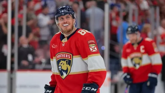 Toronto Maple Leafs at Florida Panthers 05/11/25 - NHL Picks & Predictions
