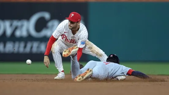 Pittsburgh Pirates at Philadelphia Phillies 05/17/25 - MLB Picks & Predictions