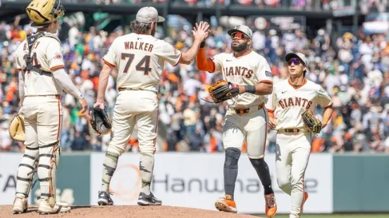 Kansas City Royals at San Francisco Giants 05/19/25 - MLB Picks & Predictions