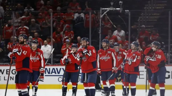 Florida Panthers at Carolina Hurricanes 05/20/25 - NHL Picks & Predictions