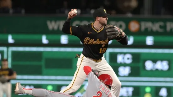 Cincinnati Reds at Pittsburgh Pirates 05/21/25 - MLB Picks & Predictions