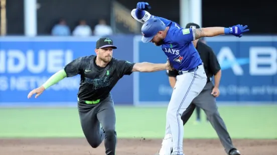 Toronto Blue Jays at Tampa Bay Rays 05/25/25 - MLB Picks & Predictions