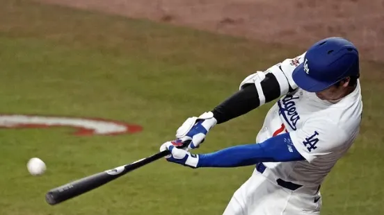 Milwaukee Brewers at Los Angeles Dodgers 07/18/25 - MLB Picks & Predictions