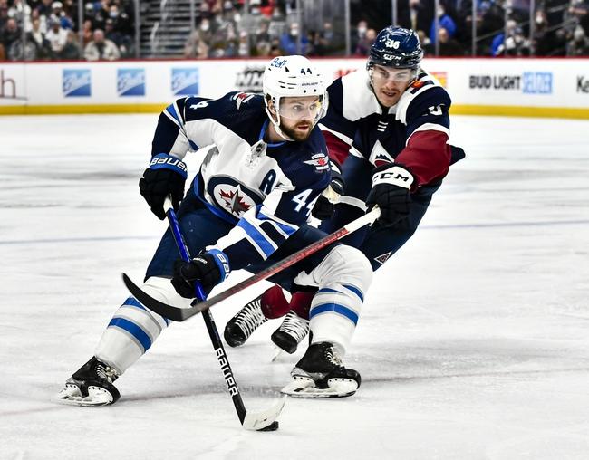 Colorado Avalanche beat Winnipeg Jets 4-2, remain in control of Central  Division - CBS Colorado