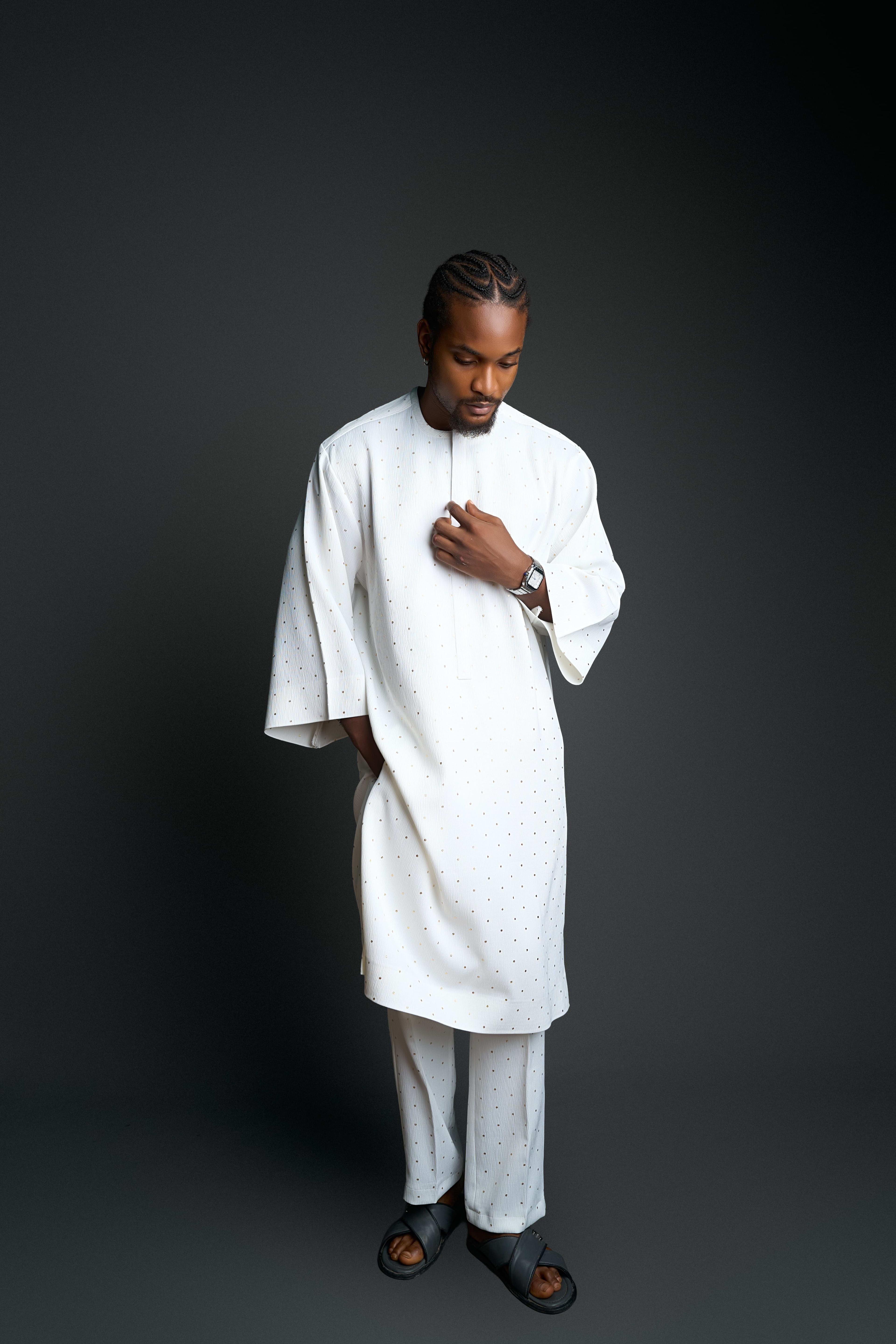 Dune Kaftan, full look, three-quarter view