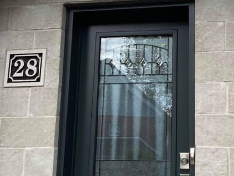 Porte d'acier classique foncée à vitrail; vitrail modèle Liano