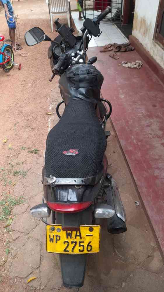 Bajaj discover 150