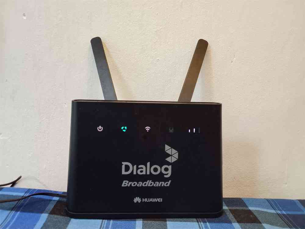 Dialog router with sim