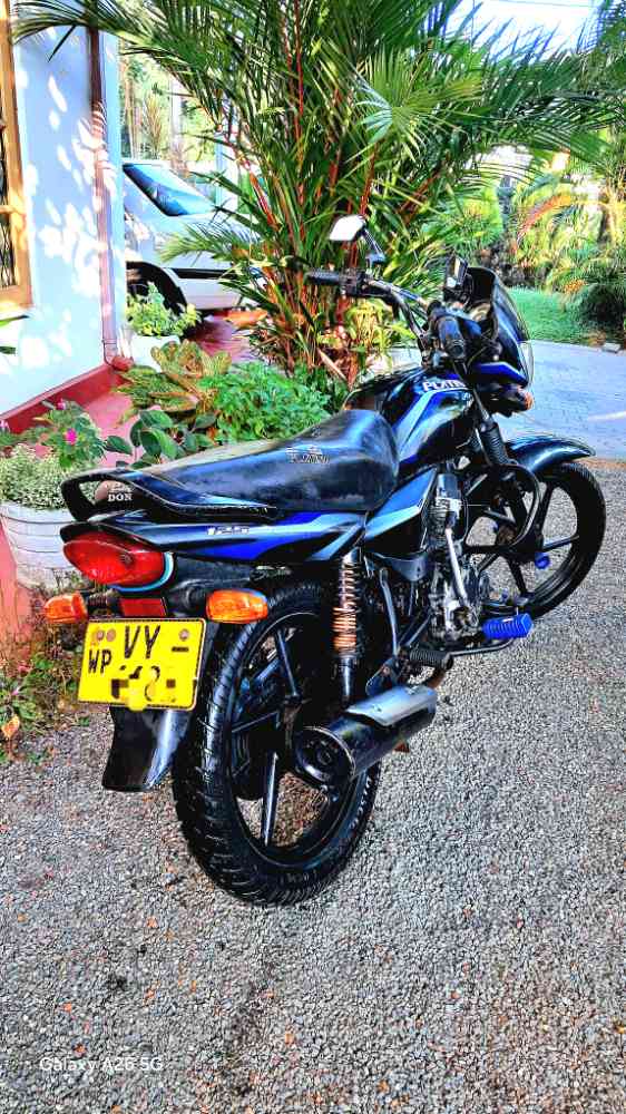 Bajaj platina