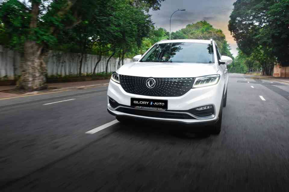 DFSK  7seater luxurious SUV