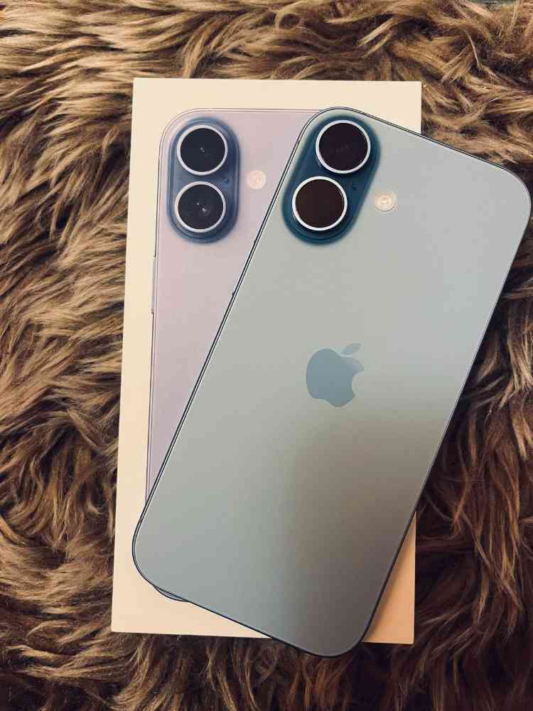 iPhone 17