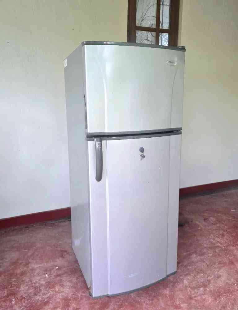 Whirlpool double door refrigerator