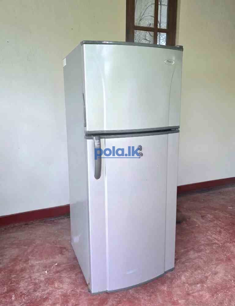 Whirlpool double door refregerator - photo 1