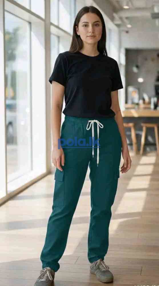 Linen material ladies cargo pant - photo 3